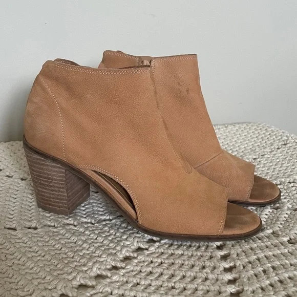 Lucky Brand Kasima Tan Leather Open Toe Ankle Booties Size 9 M - Picture 4 of 7